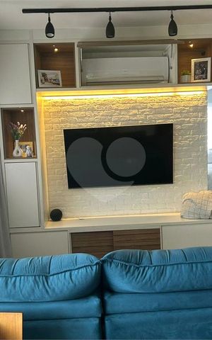 Apartamento à venda com 71m², 2 quartos e 1 vaga