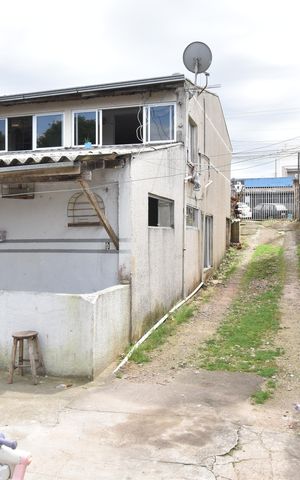 Casa à venda com 360m², 4 quartos e 4 vagasÁrea externa