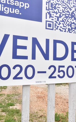 Casa à venda com 360m², 4 quartos e 4 vagasCódigo XAKW-119