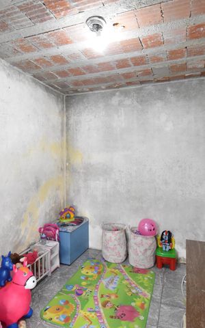 Casa à venda com 360m², 4 quartos e 4 vagasCorredor