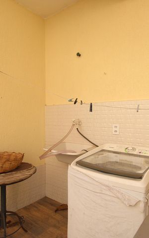Casa de condomínio à venda com 130m², 2 quartos e 3 vagasÁrea de serviço