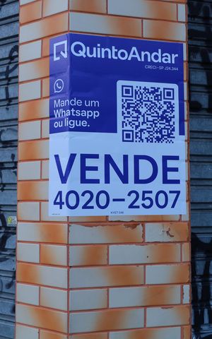 Casa à venda com 203m², 3 quartos e 1 vagaPlaca GRANDE instalada na fachada do imóvel, dia 08.09.2026 - Código da placa: KYET-246