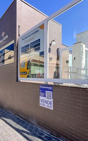 Apartamento à venda com 67m², 2 quartos e 2 vagasFachada + plaquinha