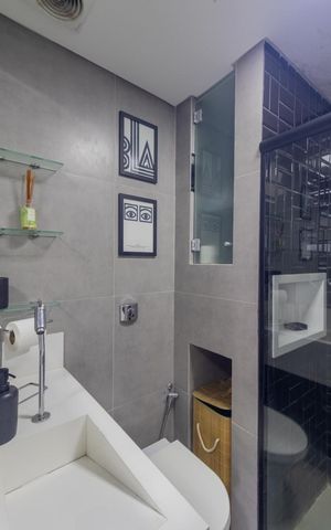 Apartamento à venda com 48m², 1 quarto e 1 vaga Apartamento à venda com 48m², 1 quarto e 1 vagaBanheiro da Suite