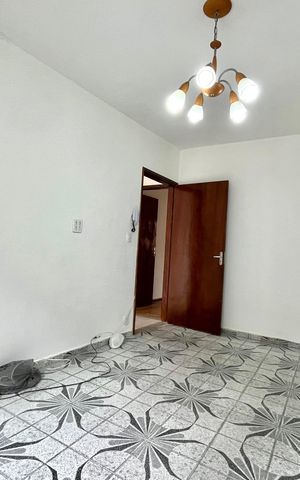 Casa para alugar com 80m², 3 quartos e 1 vaga Casa para alugar com 80m², 3 quartos e 1 vagaSala