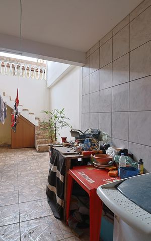 Casa à venda com 290m², 3 quartos e 4 vagasÁrea de Serviço