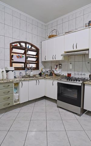 Casa à venda com 290m², 3 quartos e 4 vagasCozinha