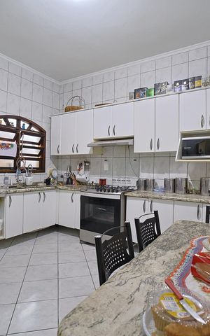 Casa à venda com 290m², 3 quartos e 4 vagasCozinha