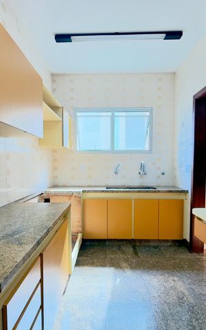 Apartamento à venda com 140m², 4 quartos e 2 vagas Apartamento à venda com 140m², 4 quartos e 2 vagasCozinha