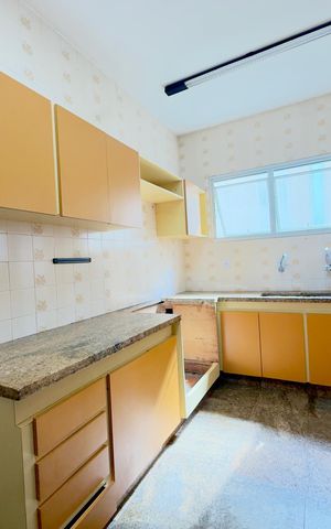 Apartamento à venda com 140m², 4 quartos e 2 vagas Apartamento à venda com 140m², 4 quartos e 2 vagasCozinha