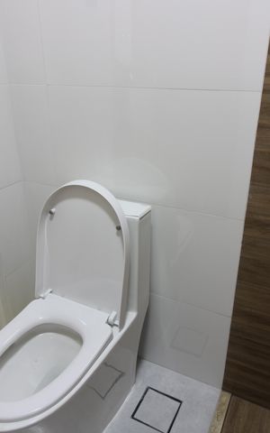 Casa à venda com 145m², 3 quartos e 2 vagasbanheiro 1