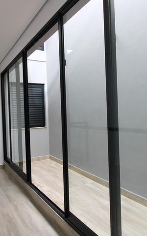 Casa à venda com 145m², 3 quartos e 2 vagasjardim de inverno