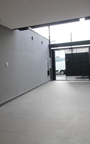 Casa à venda com 145m², 3 quartos e 2 vagasGaragem