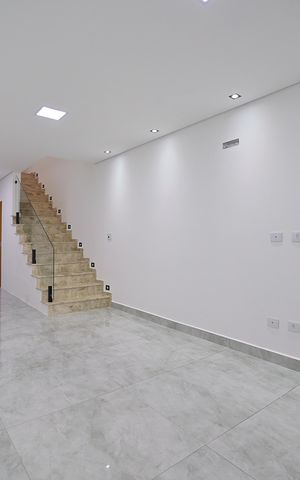 Casa à venda com 145m², 3 quartos e 2 vagasSala