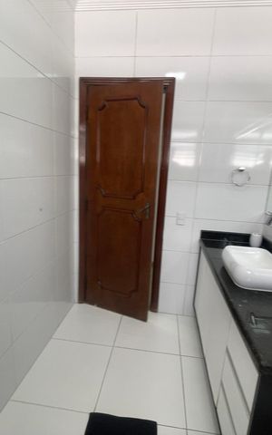Casa para alugar com 160m², 3 quartos e 2 vagas Casa para alugar com 160m², 3 quartos e 2 vagasBanheiro da Suíte