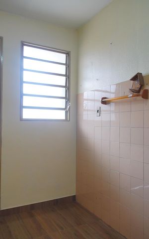 Casa para alugar com 56m², 2 quartos e 1 vagaÁrea de Serviço