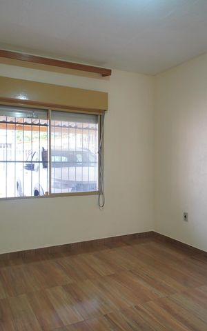 Casa para alugar com 56m², 2 quartos e 1 vagaQuarto 1