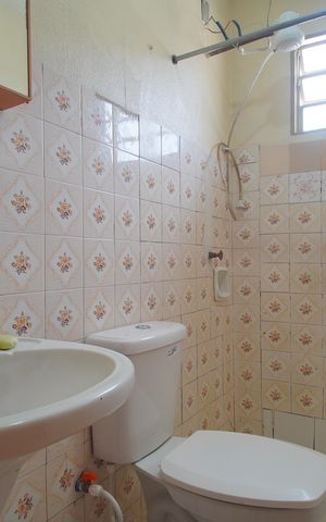 Casa para alugar com 56m², 2 quartos e 1 vagaBanheiro