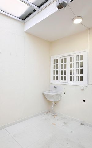 Apartamento para alugar com 77m², 2 quartos e 1 vaga Apartamento para alugar com 77m², 2 quartos e 1 vagaÁrea de Serviço