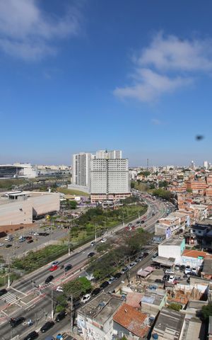 Apartamento para alugar com 60m², 2 quartos e 1 vagaVaranda