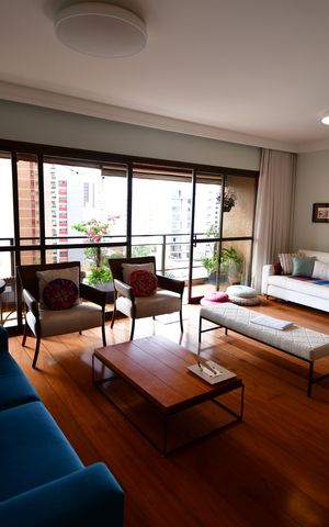 Apartamento à venda com 236m², 3 quartos e 2 vagasSala