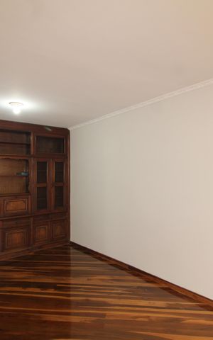 Casa para alugar com 165m², 3 quartos e 3 vagasSala