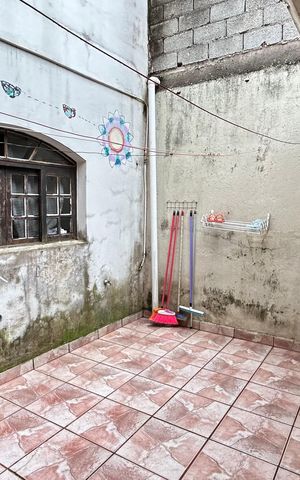 Casa à venda com 212m², 3 quartos e 2 vagas Casa à venda com 212m², 3 quartos e 2 vagasÁrea de Serviço e Quintal