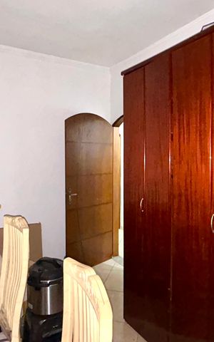 Casa à venda com 212m², 3 quartos e 2 vagas Casa à venda com 212m², 3 quartos e 2 vagasQuarto 2