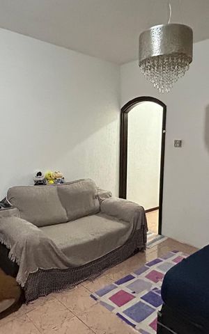 Casa à venda com 212m², 3 quartos e 2 vagas Casa à venda com 212m², 3 quartos e 2 vagasSala
