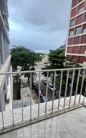 Apartamento para alugar com 100m², 2 quartos e 1 vaga Apartamento para alugar com 100m², 2 quartos e 1 vagaSacada da Sala