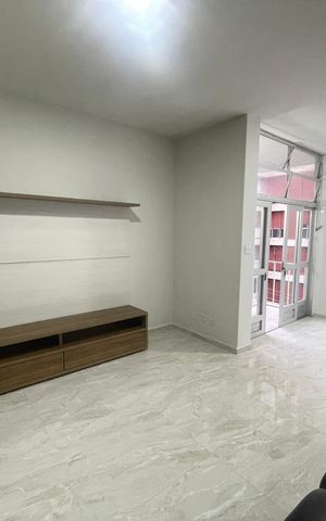 Apartamento para alugar com 100m², 2 quartos e 1 vaga Apartamento para alugar com 100m², 2 quartos e 1 vagaSala