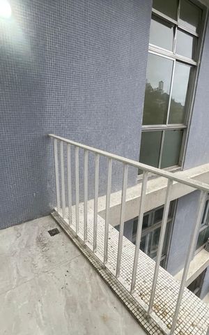 Apartamento para alugar com 100m², 2 quartos e 1 vaga Apartamento para alugar com 100m², 2 quartos e 1 vagaSacada da Sala