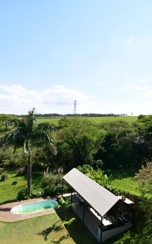 Casa de condomínio à venda com 300m², 3 quartos e 4 vagasQuarto 2 - Suíte Vista