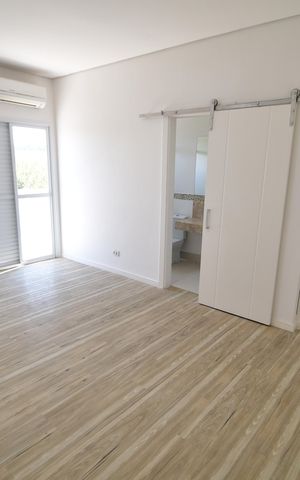 Casa de condomínio à venda com 300m², 3 quartos e 4 vagasQuarto 3 - Suíte