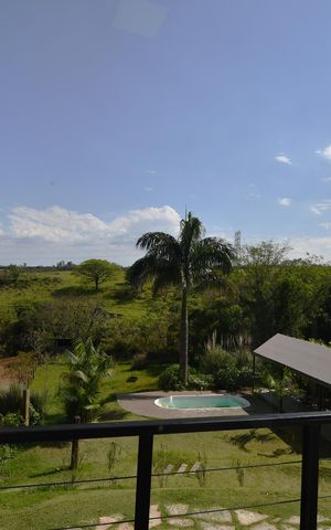 Casa de condomínio à venda com 300m², 3 quartos e 4 vagasEscritório - Vista