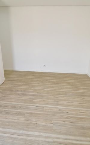 Casa de condomínio à venda com 300m², 3 quartos e 4 vagasQuarto 3 - Suíte