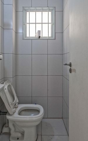 Casa à venda com 330m², 5 quartos e 4 vagas