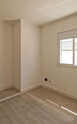 Casa à venda com 330m², 5 quartos e 4 vagas