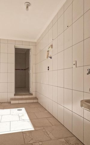 Casa à venda com 330m², 5 quartos e 4 vagas