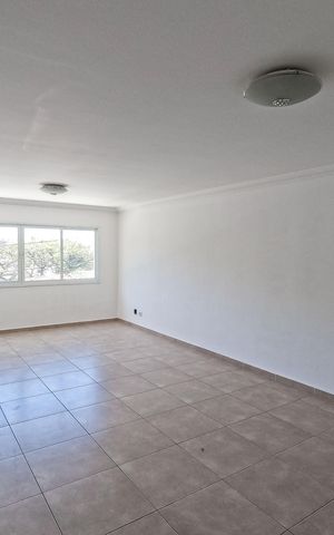 Casa à venda com 330m², 5 quartos e 4 vagas