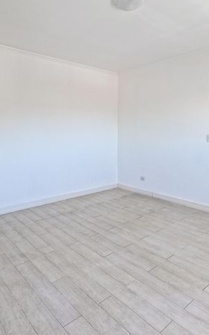 Casa à venda com 330m², 5 quartos e 4 vagas