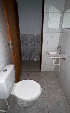 Casa para alugar com 60m², 3 quartos e sem vaga Casa para alugar com 60m², 3 quartos e sem vagaCasa 2 - Banheiro social