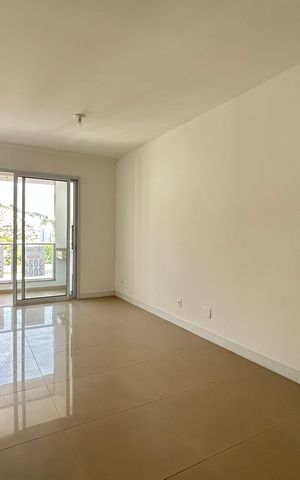 Apartamento para alugar com 112m², 2 quartos e 1 vaga Apartamento para alugar com 112m², 2 quartos e 1 vagaSala