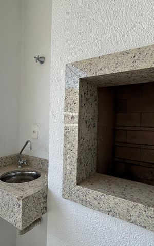 Apartamento para alugar com 112m², 2 quartos e 1 vaga Apartamento para alugar com 112m², 2 quartos e 1 vagaVaranda