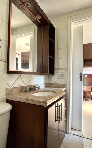 Apartamento para alugar com 60m², 2 quartos e 1 vaga Apartamento para alugar com 60m², 2 quartos e 1 vagaBanheiro da Suíte