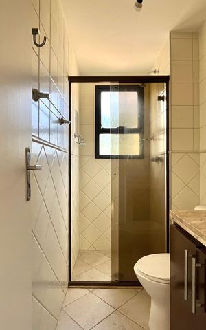 Apartamento para alugar com 60m², 2 quartos e 1 vaga Apartamento para alugar com 60m², 2 quartos e 1 vagaBanheiro da Suíte