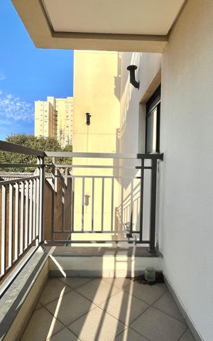 Apartamento para alugar com 60m², 2 quartos e 1 vaga Apartamento para alugar com 60m², 2 quartos e 1 vagaVaranda