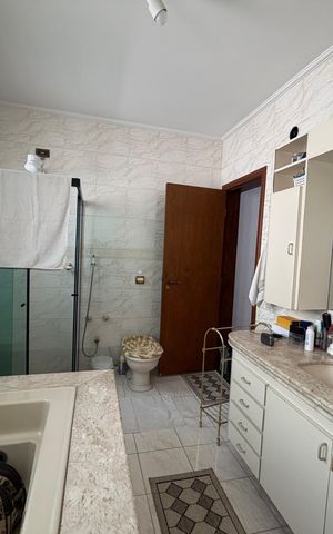 Casa para alugar com 777m², 5 quartos e 6 vagas Casa para alugar com 777m², 5 quartos e 6 vagasBanheiro