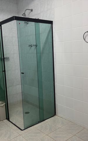 Casa para alugar com 777m², 5 quartos e 6 vagas Casa para alugar com 777m², 5 quartos e 6 vagasBanheiro