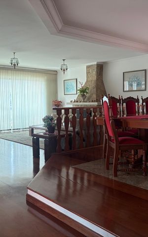 Casa para alugar com 777m², 5 quartos e 6 vagas Casa para alugar com 777m², 5 quartos e 6 vagasSala